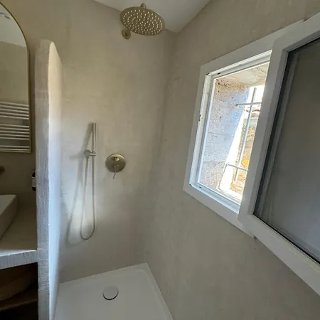 La Halte Des Arenes De - Minimaliste - Ecusson Apartment Nimes