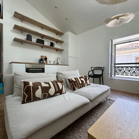 La Halte Des Arenes De - Minimaliste - Ecusson Apartment Nimes