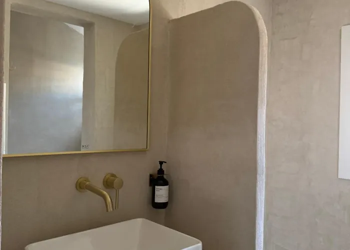 La Halte Des Arenes De - Minimaliste - Ecusson Apartment Nimes
