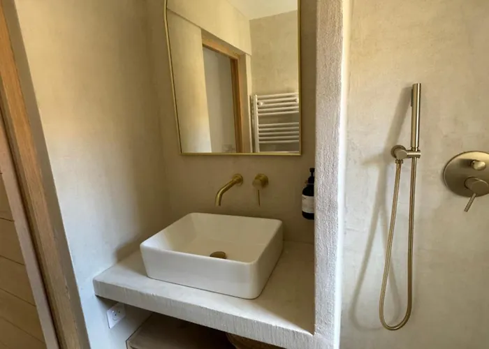 Apartment La Halte Des Arenes De - Minimaliste - Ecusson Nimes